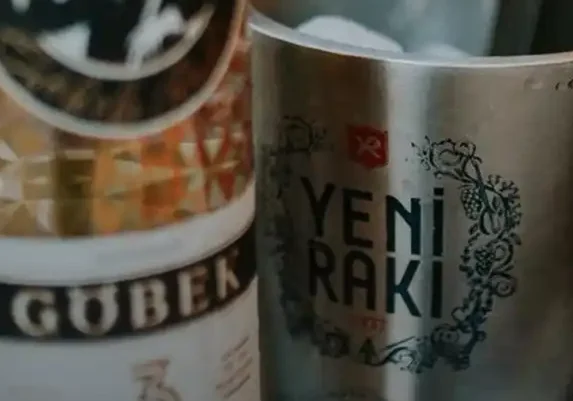 Ah Feride Meyhane - İzmir Mekan Rehberi