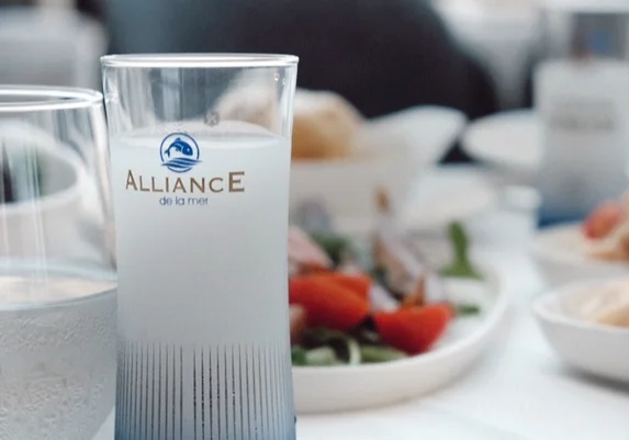 Alliance De La Mer - İzmir Mekan Rehberi