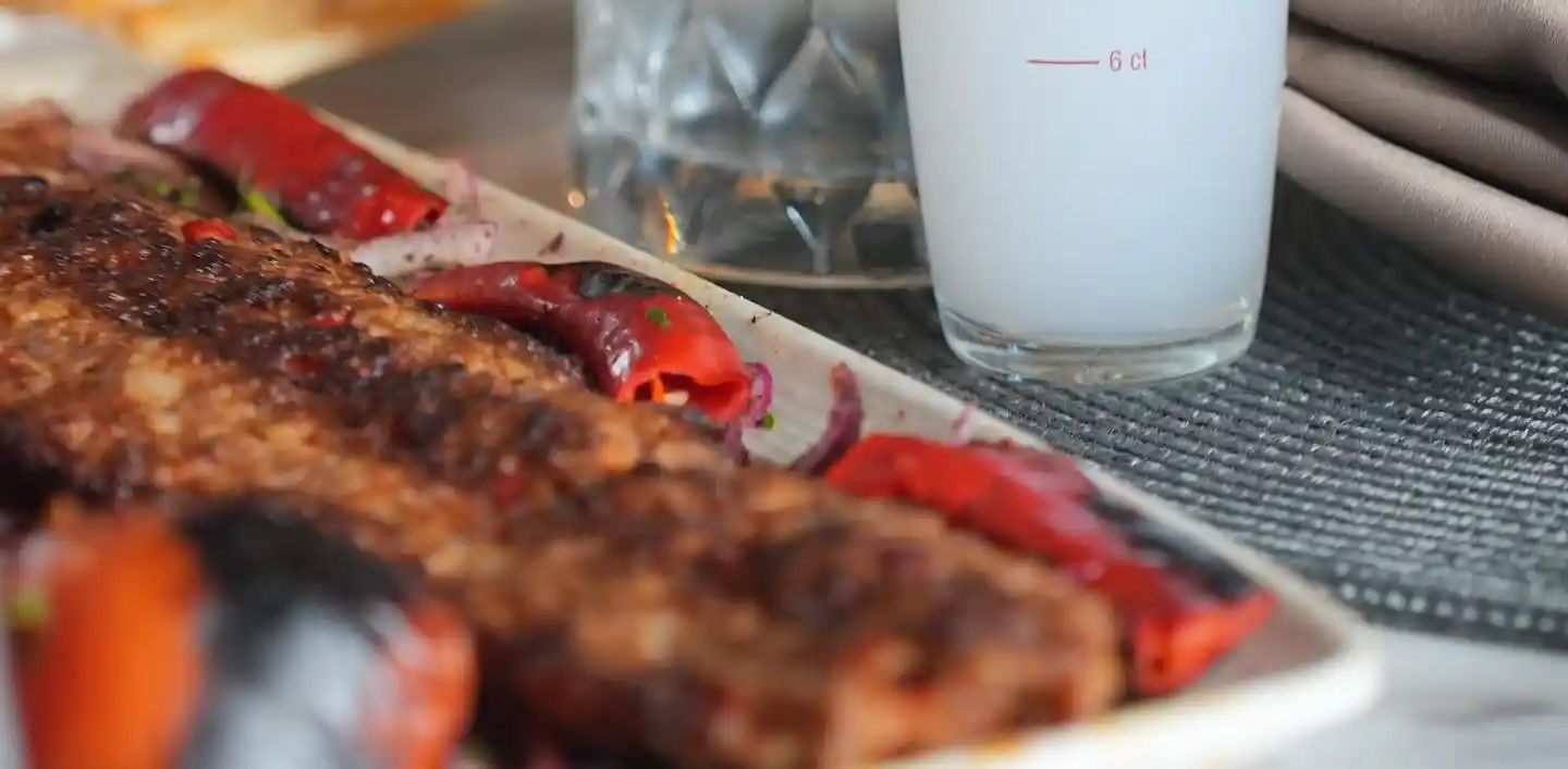 Ateş Ocakbaşı Tüm Şubeler. İndirimli Rezervasyon Yap - İzmir Mekan Rehberi