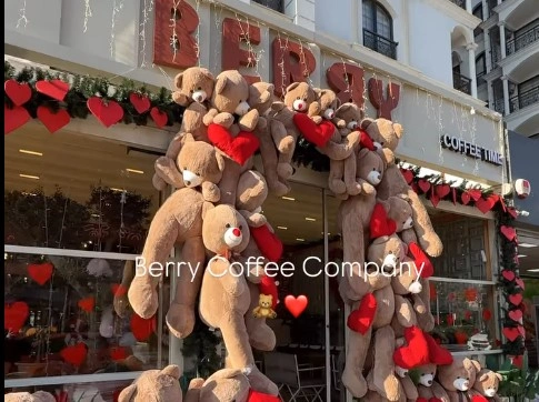 Berry Coffee Company Çiğli - İzmir Mekan Rehberi