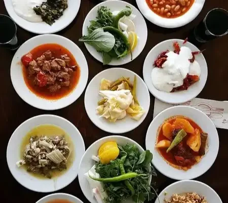 Beyturan Lokanta - İzmir Mekan Rehberi