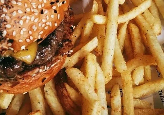 Burger No7 - İzmir Mekan Rehberi
