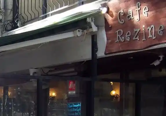 Cafe Rezine - İzmir Mekan Rehberi