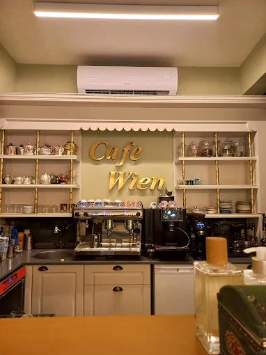 Cafe Wien, Alsancak - İzmir Mekan Rehberi