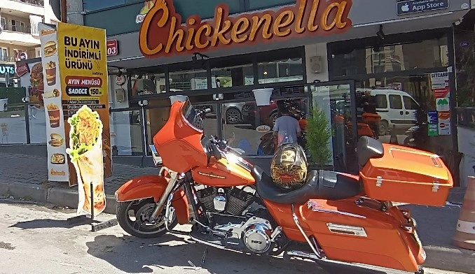 Chickenella Buca  - İzmir Mekan Rehberi