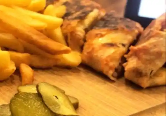 Harbi-Ye Döner - İzmir Mekan Rehberi