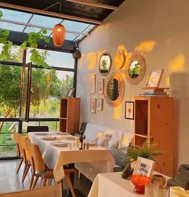 Levan - İzmir Mekan Rehberi