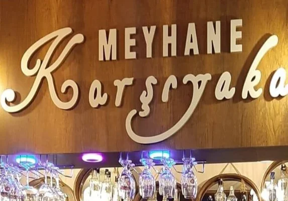 Meyhane Karşıyaka - İzmir Mekan Rehberi