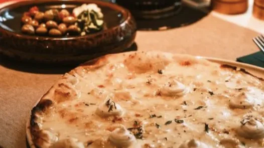 Montiano Mistral - İzmir Mekan Rehberi