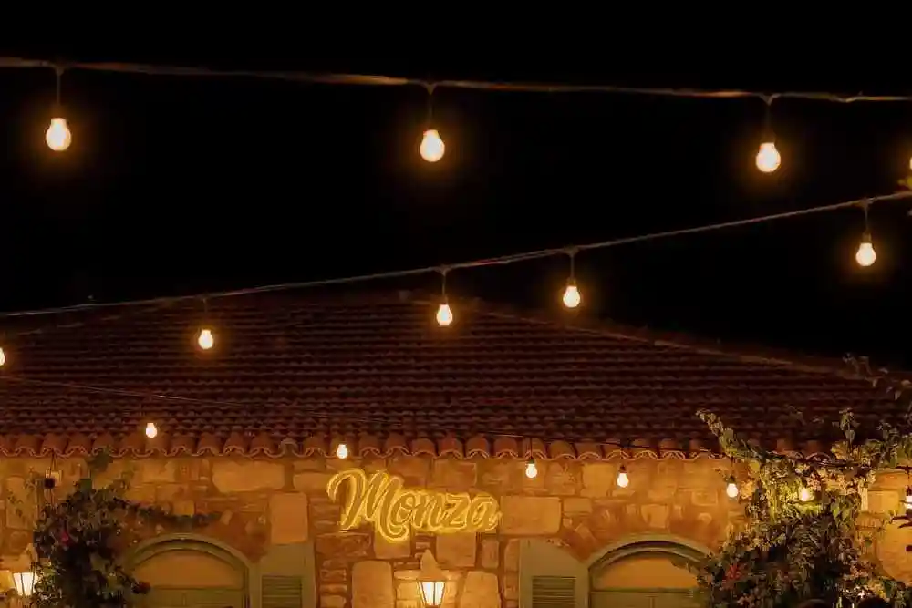 Monza Restaurant, Sığacık - İzmir Mekan Rehberi