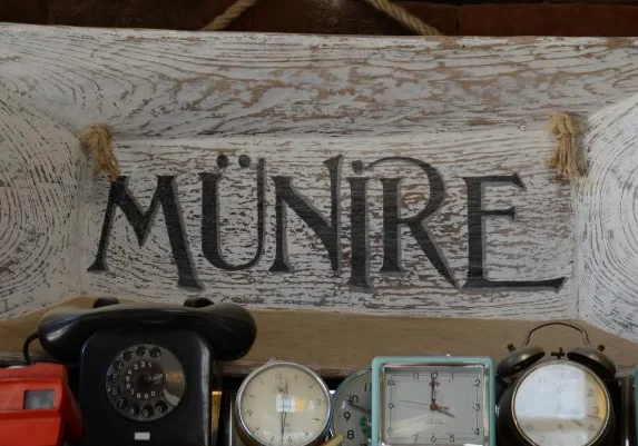 Münire Alsancak  - İzmir Mekan Rehberi