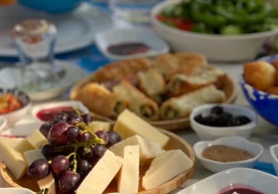 Noni's House - İzmir Mekan Rehberi