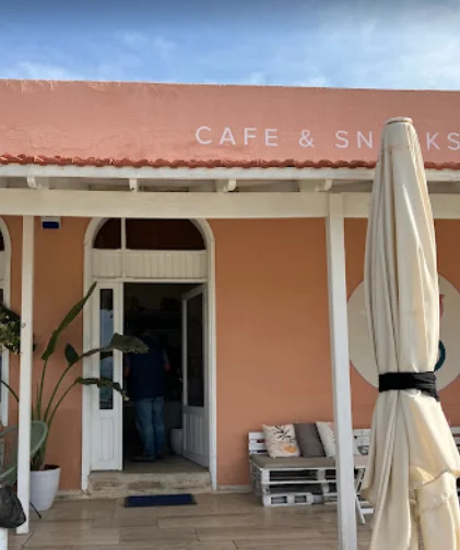 Novo Cafe & Snacks - İzmir Mekan Rehberi