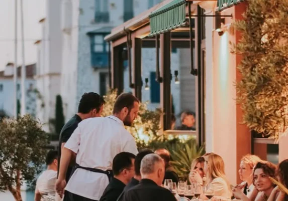 Port House Alaçatı - İzmir Mekan Rehberi