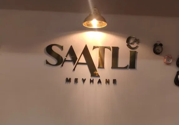 Saatli Meyhane Bornova - İzmir Mekan Rehberi
