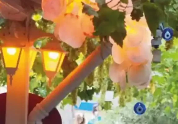 Sığacık Nena Balık & Meze Restoran - İzmir Mekan Rehberi