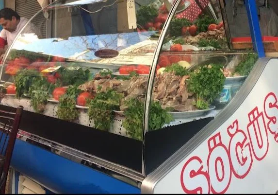 Söğüşçü Ali Abi - İzmir Mekan Rehberi