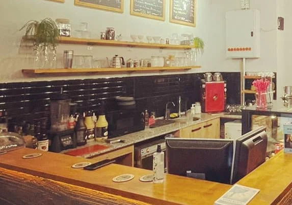 Solas Coffee & Take Away - İzmir Mekan Rehberi