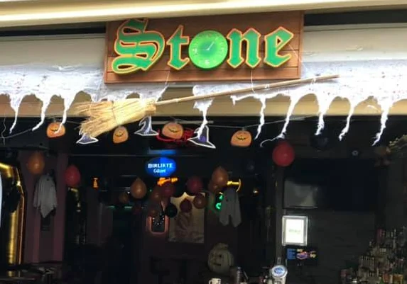 Stone Bar - İzmir Mekan Rehberi