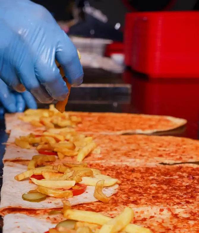 Öncü Döner Alsancak - İzmir Mekan Rehberi