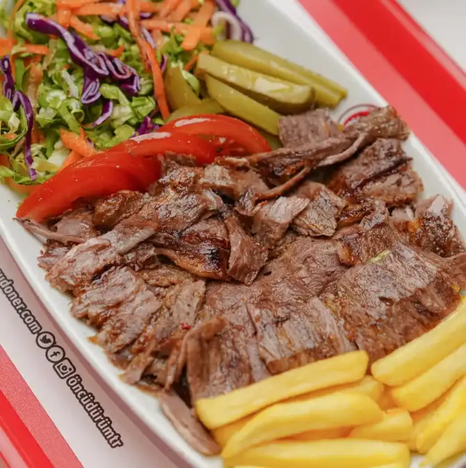 Öncü Döner Alsancak - İzmir Mekan Rehberi