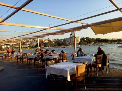 Ali'nin Yeri Ildırı Balık Restaurant fotoğraf 3 - İzmir Mekan Rehberi