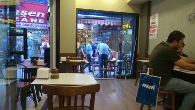 Eminönü Çıtır Balık Ekmek fotoğraf 2 - İzmir Mekan Rehberi