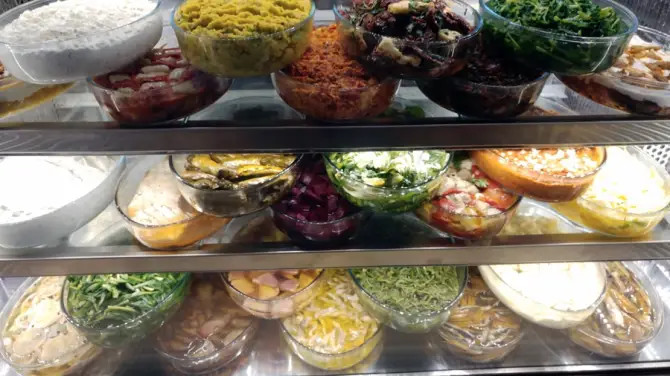 Sakız Alsancak Restaurant - İzmir Mekan Rehberi