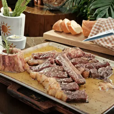 Mr Gürkan Steakhouse Hilltown fotoğraf 10 - İzmir Mekan Rehberi