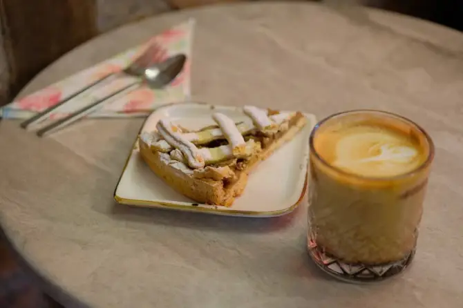 Caffe Di Pietra - İzmir Mekan Rehberi