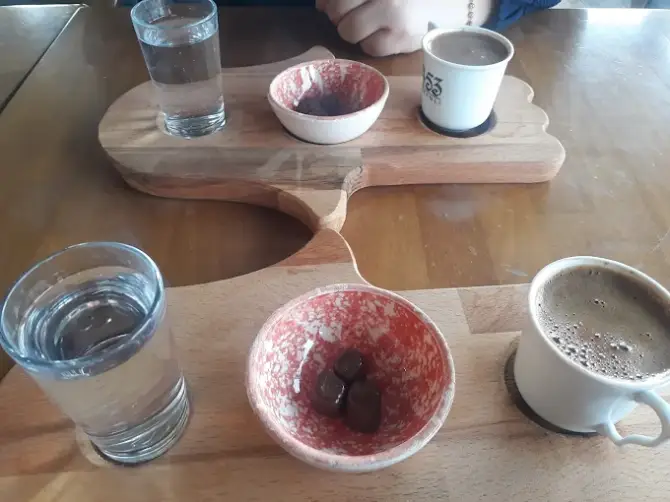1453 Osmanlı Cafe Konak - İzmir Mekan Rehberi