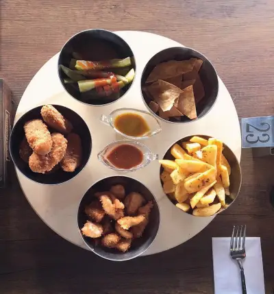 Tıq Taq Coffee fotoğraf 3 - İzmir Mekan Rehberi