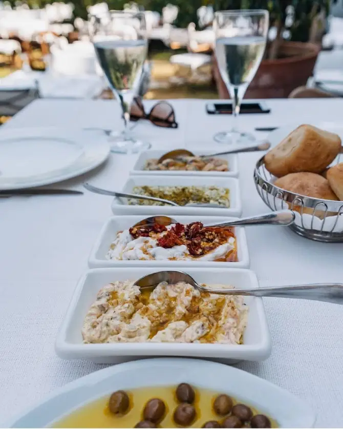 Fava Alaçatı - İzmir Mekan Rehberi