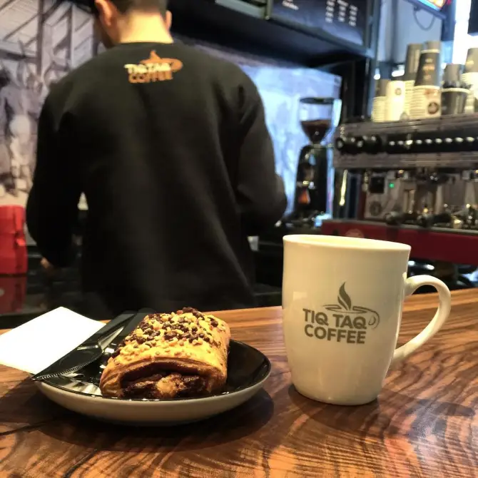 Tıq Taq Coffee - İzmir Mekan Rehberi