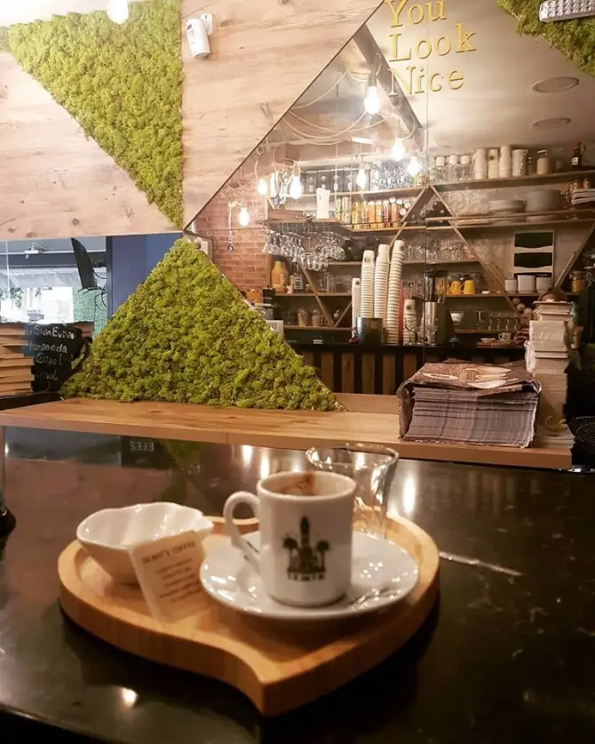 Okboy's Coffee & Pub - İzmir Mekan Rehberi