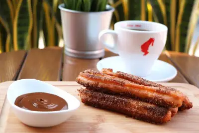 Pinchurros Coffee fotoğraf 3 - İzmir Mekan Rehberi