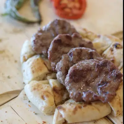 Macır Köfte fotoğraf 3 - İzmir Mekan Rehberi