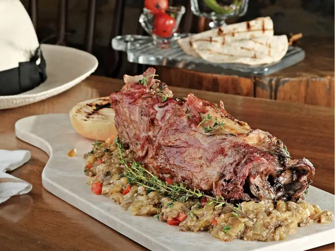 Mr Gürkan Steakhouse Hilltown - İzmir Mekan Rehberi