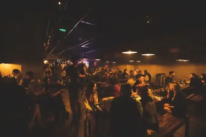 6:45 KK Bornova - İzmir Mekan Rehberi