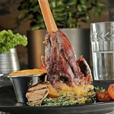 Mr Gürkan Steakhouse Hilltown fotoğraf 6 - İzmir Mekan Rehberi