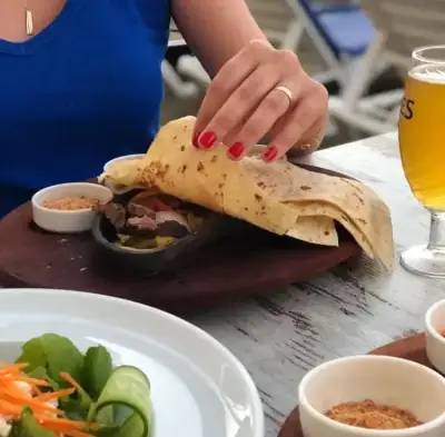 Allesta Plus Beach & Restaurant fotoğraf 2 - İzmir Mekan Rehberi