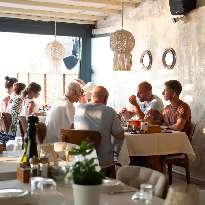 Ata'dan Balık Güzelbahçe - İzmir Mekan Rehberi