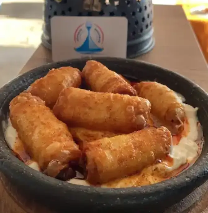 Güverte Restoran - İzmir Mekan Rehberi