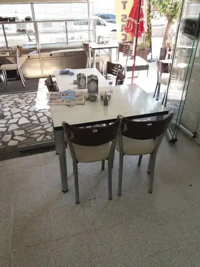 Tavacı Rahim Usta - İzmir Mekan Rehberi