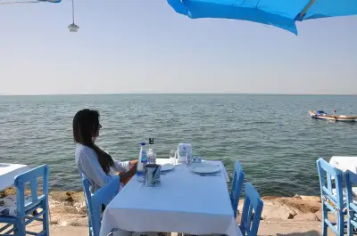 Tunay Restoran Şişede Balık  fotoğraf 7 - İzmir Mekan Rehberi