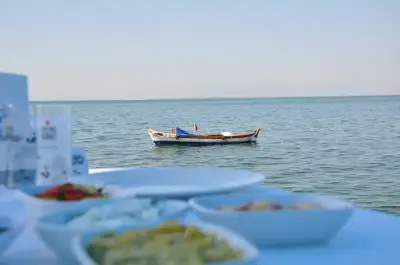 Tunay Restoran Şişede Balık  fotoğraf 9 - İzmir Mekan Rehberi
