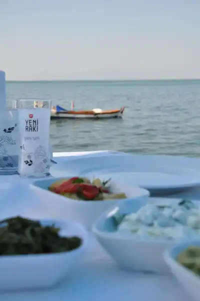 Tunay Restoran Şişede Balık  fotoğraf 10 - İzmir Mekan Rehberi