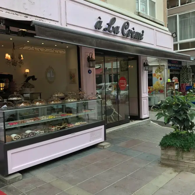À La Crème - İzmir Mekan Rehberi