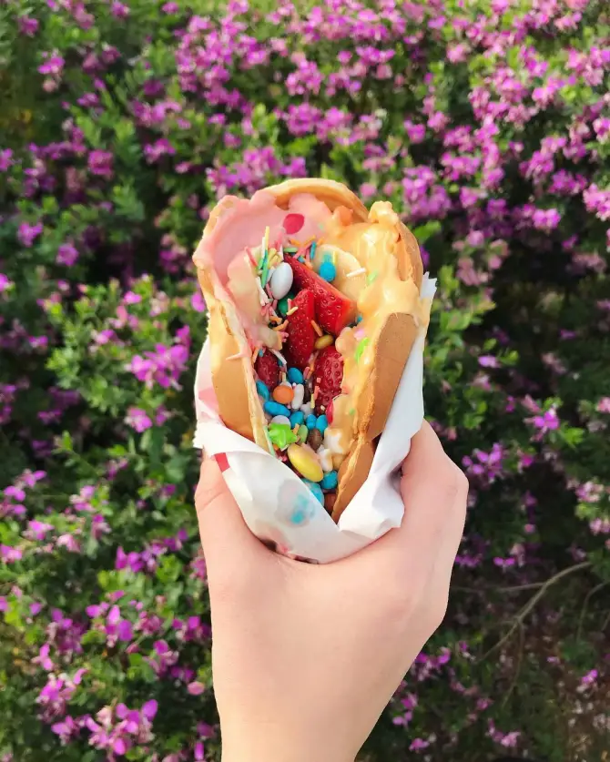Ab'bas Waffle  - İzmir Mekan Rehberi