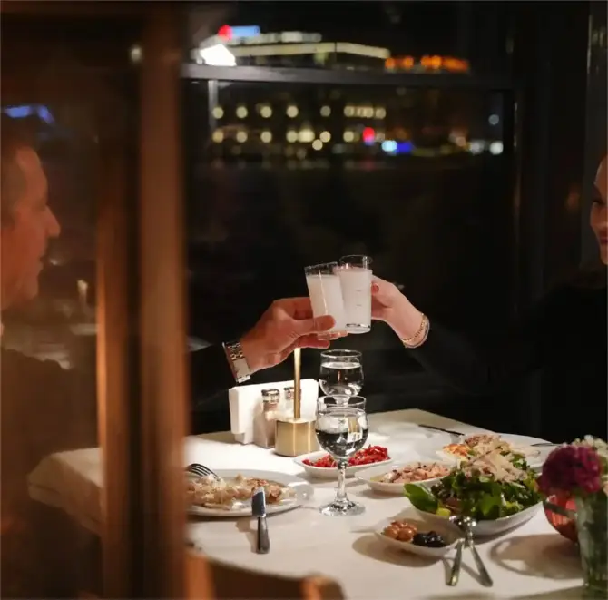 Adabeyi Balık Restaurant Pier - İzmir Mekan Rehberi